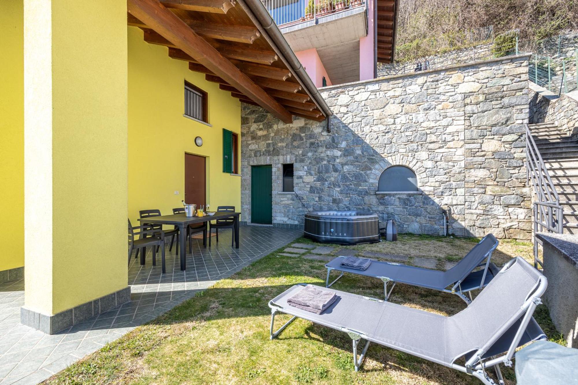 Lago Di Como - Luxury Panoramic Garden - Free Wifi Villa Gera Lario Buitenkant foto