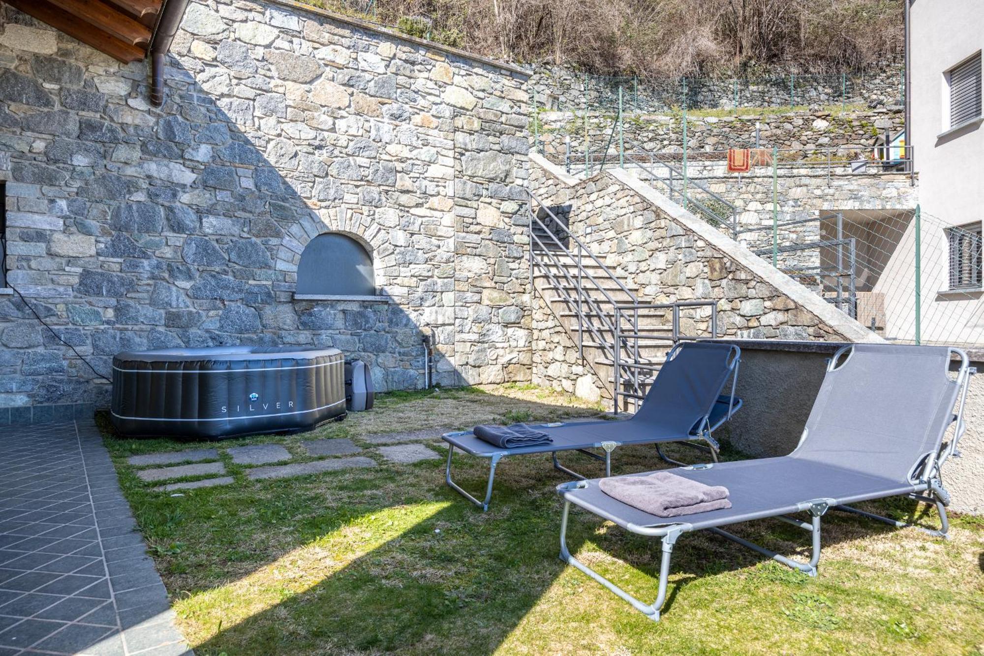 Lago Di Como - Luxury Panoramic Garden - Free Wifi Villa Gera Lario Buitenkant foto